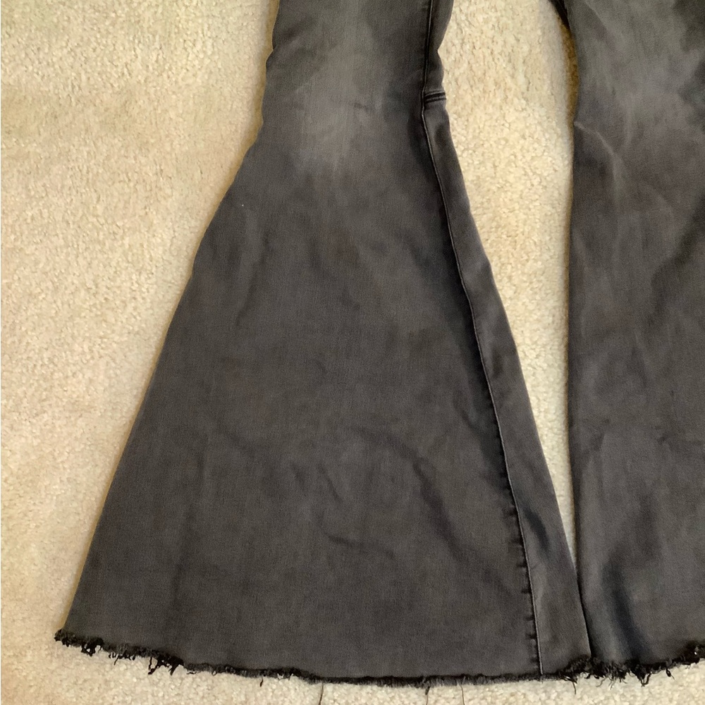 Free People Just Float Flare Bell Bottom Pant Jeans Black Grey size 27/4 Small. - Picture 5 of 16